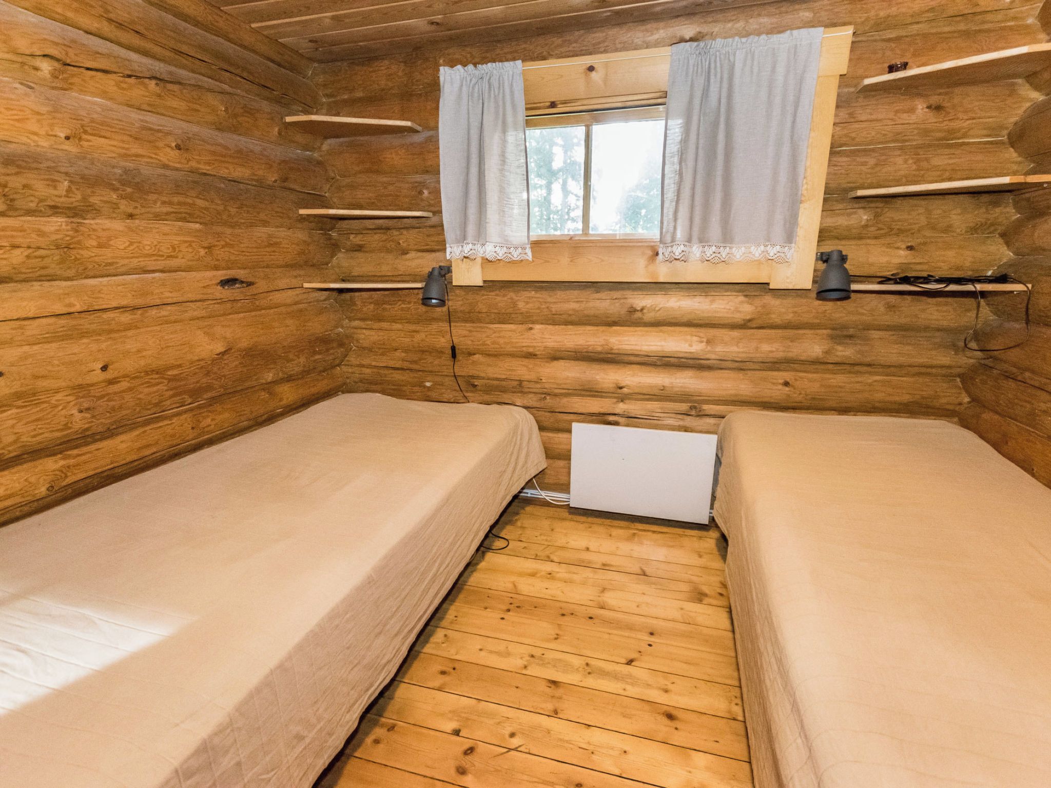 2 bedrooms