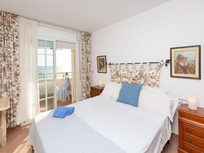 4 slaapkamers, een bureau, internet