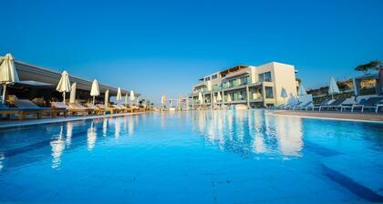 Harmony Crest Resort - Adults Only