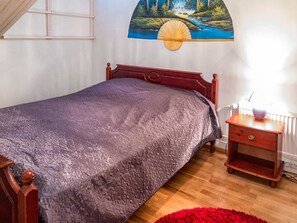 2 chambres, lit de bébé portatif