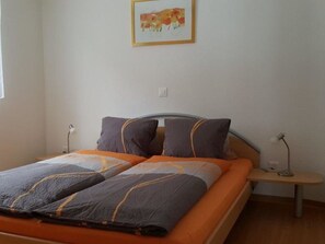 2 bedrooms, Internet