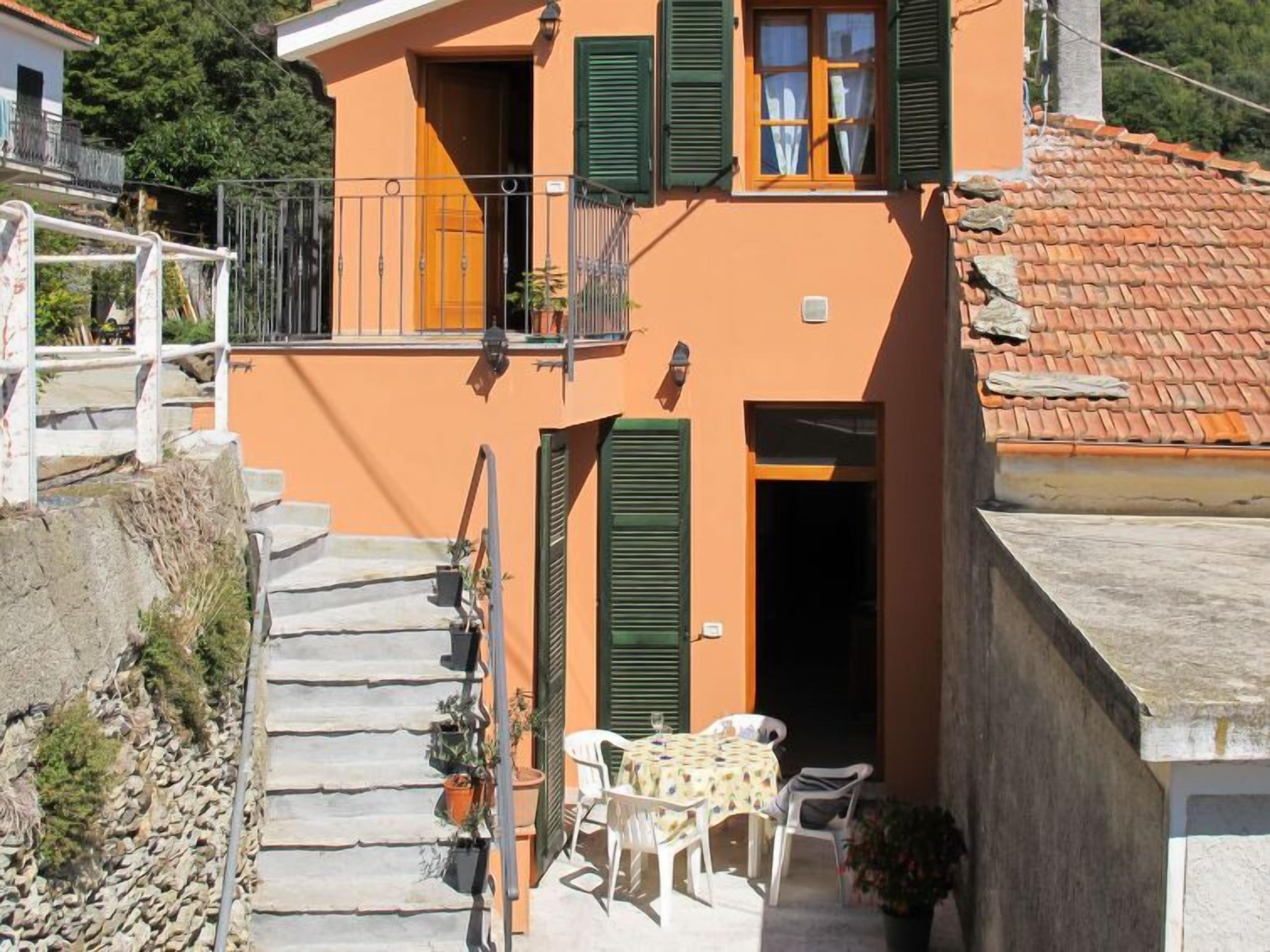 Daniele by Interhome