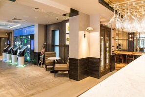 Reception - Hub By Premier Inn London King's Cross (London)