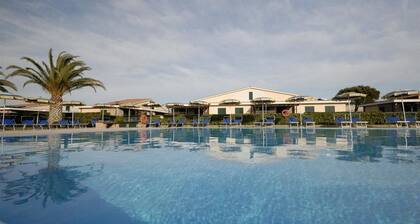 Villaggio Turistico Residence La Cecinella