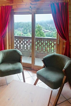 Interior - Les Hauts des Chavants - by Interhome (Les Houches)