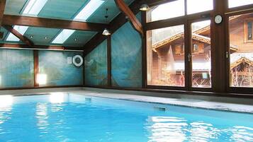 Piscine couverte, piscine chauffée