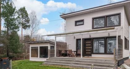 Vacation home Tyrsky by Interhome