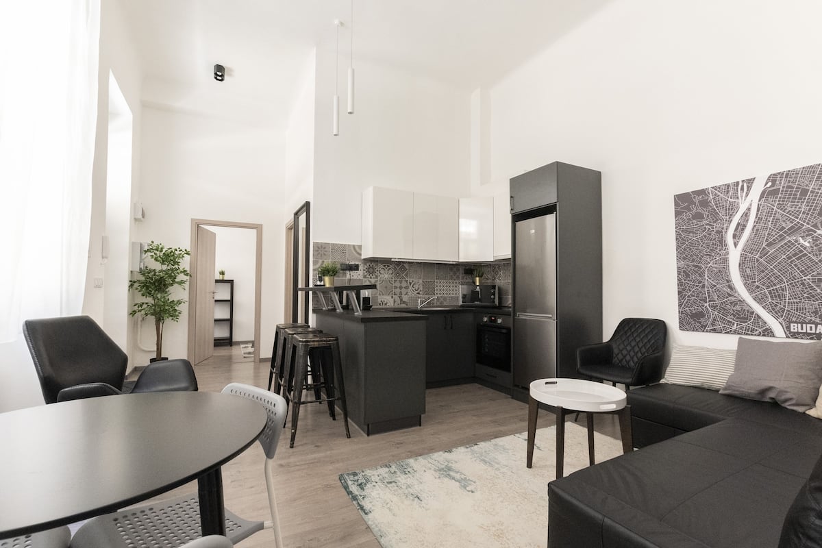 Apartamento, 2 habitaciones (167) | Servicio de comidas en la habitación