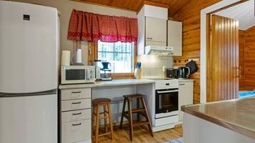 Réfrigérateur, micro-ondes, lave-vaisselle