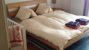3 bedrooms, internet