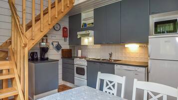 Jääkaappi, mikroaaltouuni, astianpesukone