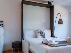 1 bedroom, internet