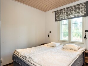 4 makuuhuonetta, internet