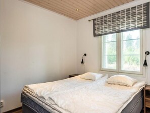 4 makuuhuonetta, internet