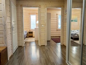 4 makuuhuonetta, Wi-Fi