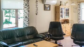 Televisio, takka, DVD-soitin