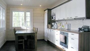 Réfrigérateur, micro-ondes, lave-vaisselle