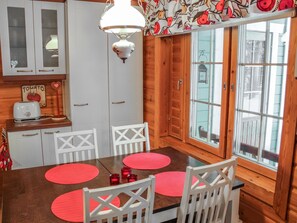 تناول الطعام