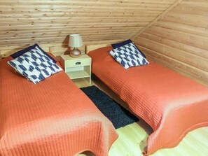 3 عدّة غرف نوم وخدمة الإنترنت