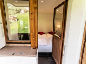 2 bedrooms, Internet