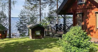 Puolen hehtaarin metsä by Interhome