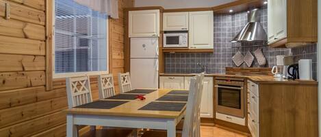 Réfrigérateur, micro-ondes, lave-vaisselle