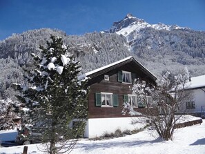 Exterior - Chalet Fluegärtli by Interhome (Engelberg)