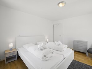4 室のベッドルーム、WiFi