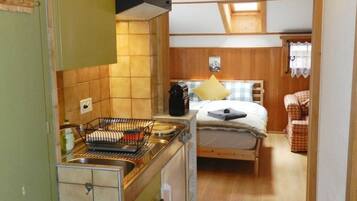 Kühlschrank, Kochgeschirr/Geschirr/Besteck