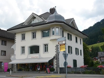 Esterni