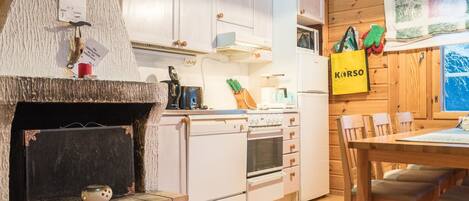 Réfrigérateur, micro-ondes, lave-vaisselle