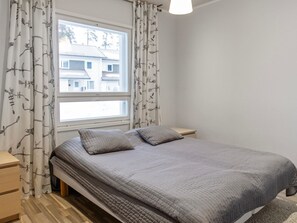 4 dormitoris i Internet 