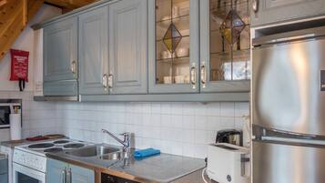 Fridge, microwave, dishwasher, highchair