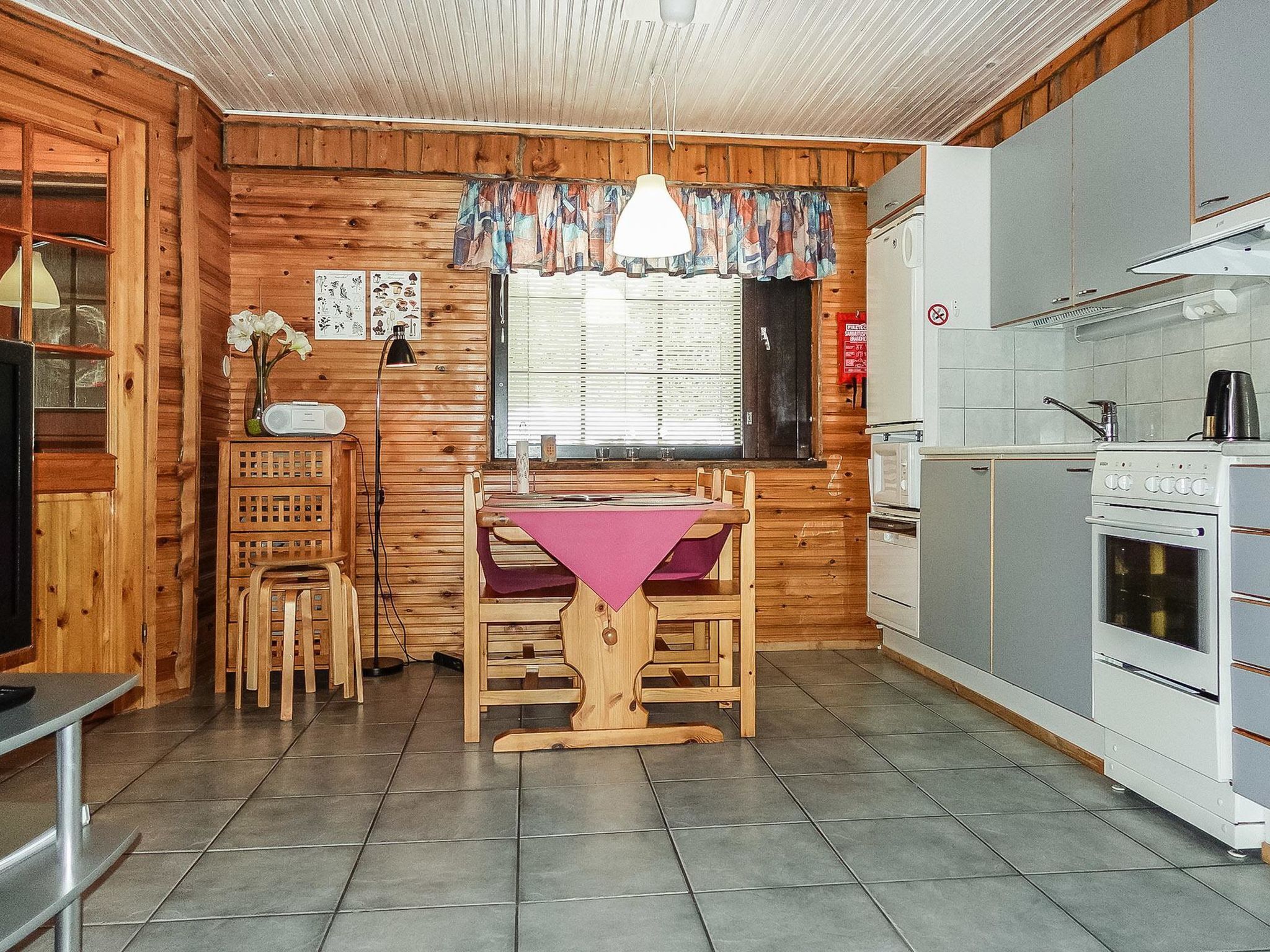 Réfrigérateur, micro-ondes, lave-vaisselle