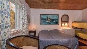 3 Schlafzimmer, Bügeleisen/Bügelbrett