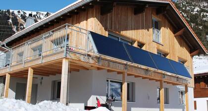 Tgèsa Pazzola Huonder-Monn by Interhome