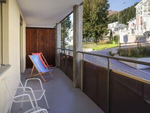 Terrace/patio - Allod Park Haus C 206 by Interhome (Davos)