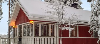 Kaukosaaren ahonlaita by Interhome