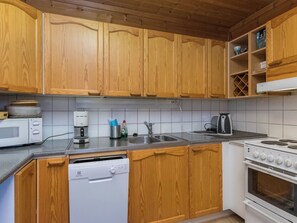Inside other - Illanvirkku by Interhome (Punkaharju)