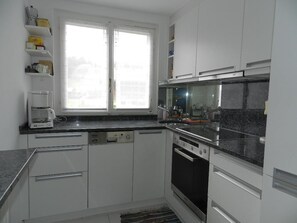 Réfrigérateur, lave-vaisselle