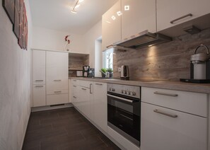 Oven, dishwasher, coffee/tea maker, high chair - Apartment - Buchenweg 13-W "Kappenblick"  | Winterberg (Winterberg)