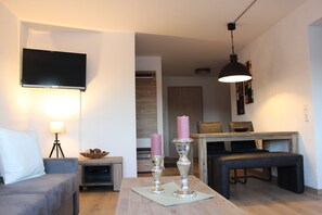 TV - Apartment - Buchenweg 13-W "Kappenblick"  | Winterberg (Winterberg)