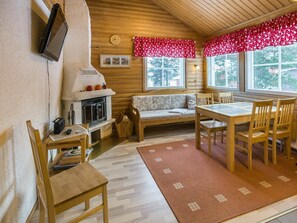 Interior - Nutukas/ylläksen lapikas by Interhome (Äkäslompolo)