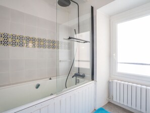 Bathroom - Vacation home Hoche by Interhome (Quiberon)