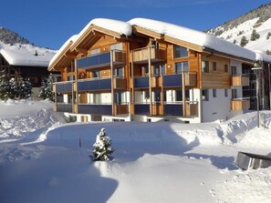 Esterni
