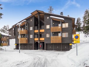 Exterior - Karhunvartijan linna b14 by Interhome (Kuusamo)