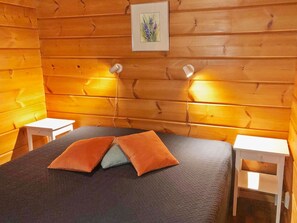 3 makuuhuonetta, internet