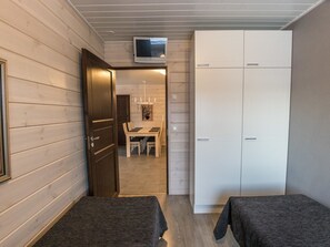 2 bedrooms, Internet