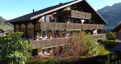 Résidence Sonnegg (Herrli) by Interhome