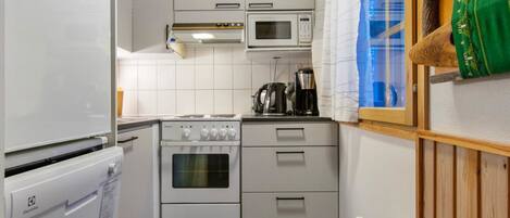 Réfrigérateur, micro-ondes, lave-vaisselle